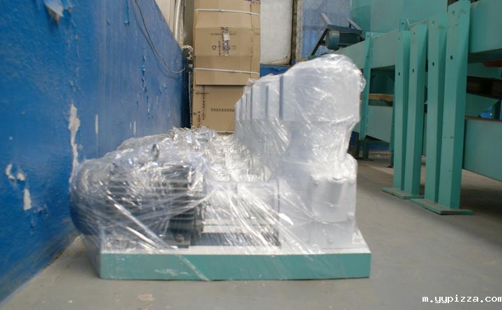 小型饲料颗粒机图片 小型饲料颗粒机图片