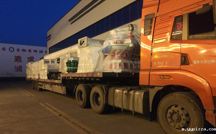 红色锯末颗粒机生产线披星戴月的发货 红色锯末颗粒机生产线披星戴月的发货